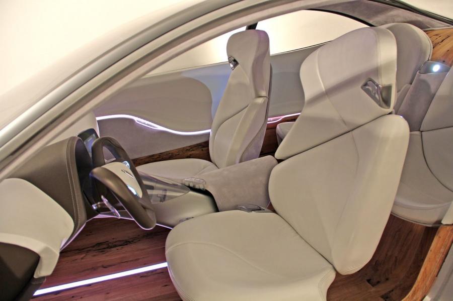 Интерьер Pininfarina Cambiano Concept 2012 года  (фото 30 из 134)